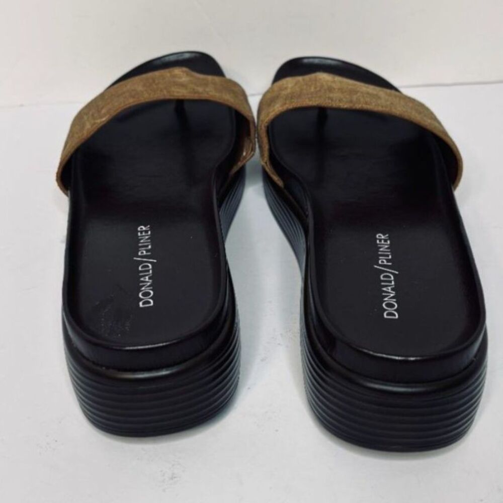Donald Pliner Gold Metallic Platform Slide Sandals Women's 8.5 - Picture 5 of 6